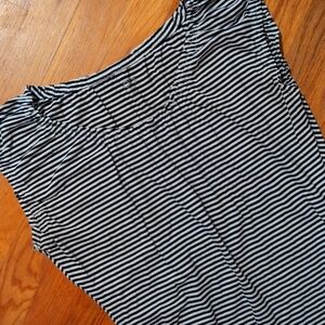 LOFT sleeveless black and white striped shirt size medium